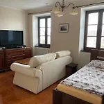 Konukevi Cetnicka Stanice Hluboka 4*