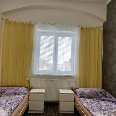 četnická Stanice Hluboká 4*