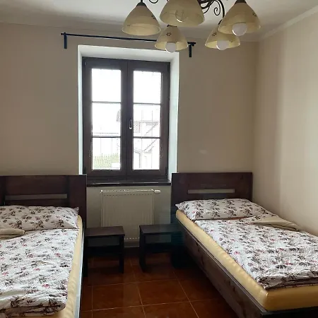 Cetnicka Stanice Hluboka Hluboká nad Vltavou