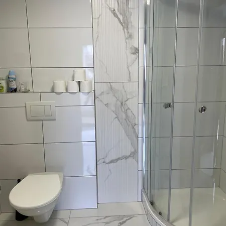 Konukevi Cetnicka Stanice Hluboka