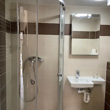 četnická Stanice Hluboká Affittacamere 4*