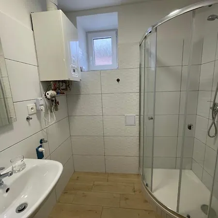 Cetnicka Stanice Hluboka * Hluboká nad Vltavou