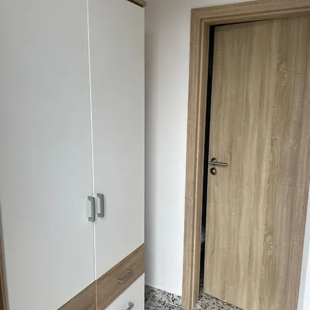 Cetnicka Stanice Hluboka Hluboká nad Vltavou