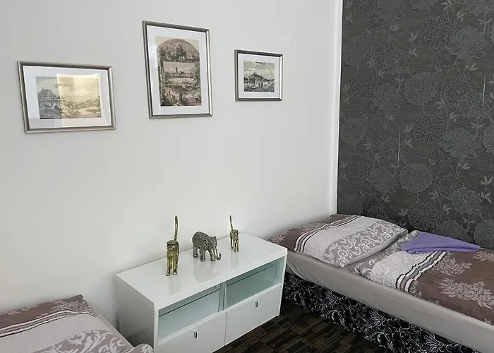 Vendégház Cetnicka Stanice Hluboka 4*