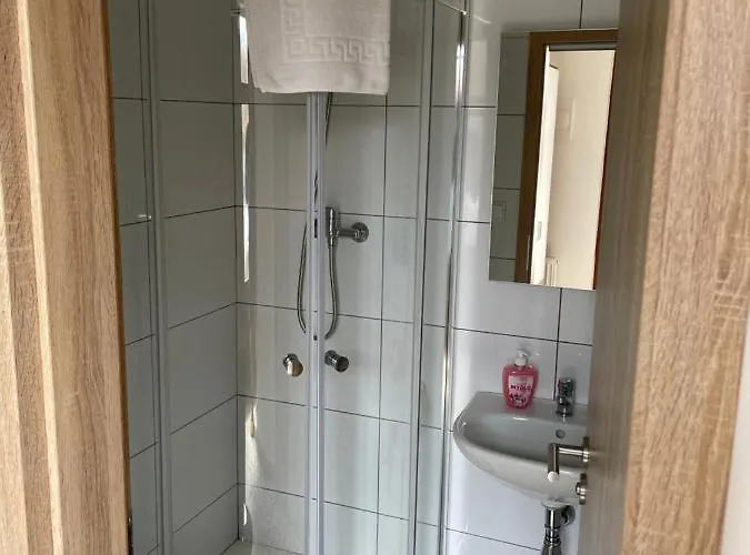 Vendégház Cetnicka Stanice Hluboka 4*