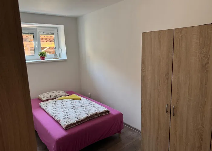 Cetnicka Stanice Hluboka Vendégház